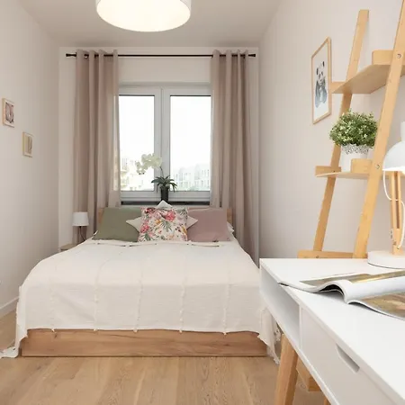 Apartamento Modern & Bright With Parking And Balcony By Renters *