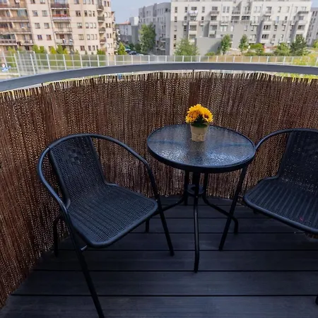 Apartamento Modern & Bright With Parking And Balcony By Renters *