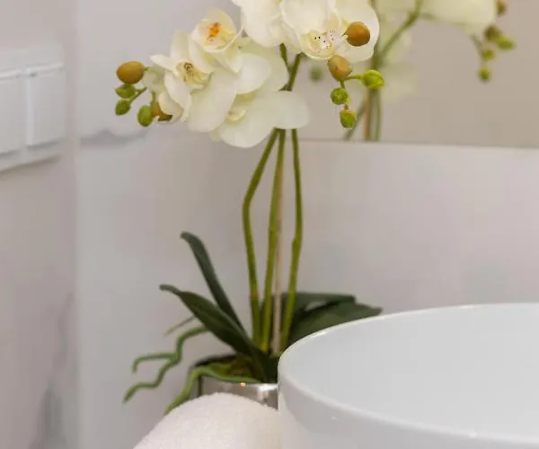 Modern & Bright With Parking And Balcony By Renters 아파트 바르샤바