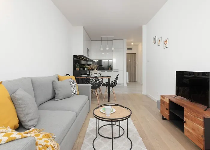 아파트 Modern & Bright With Parking And Balcony By Renters *